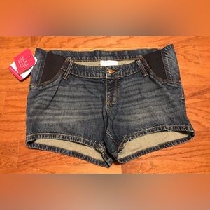 Isabel Denim maternity shorts